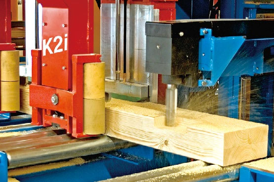 Digital workshop management system monitoring production data in real time