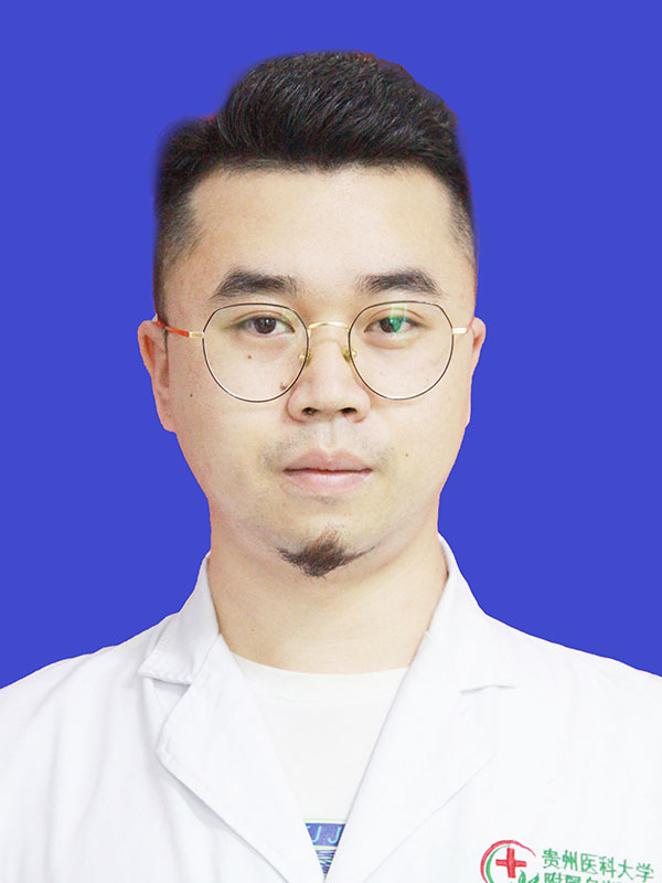 周  宇  口腔科-副主任