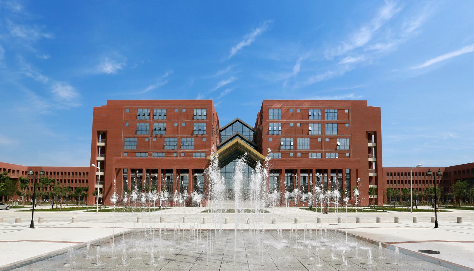 天津理工大学