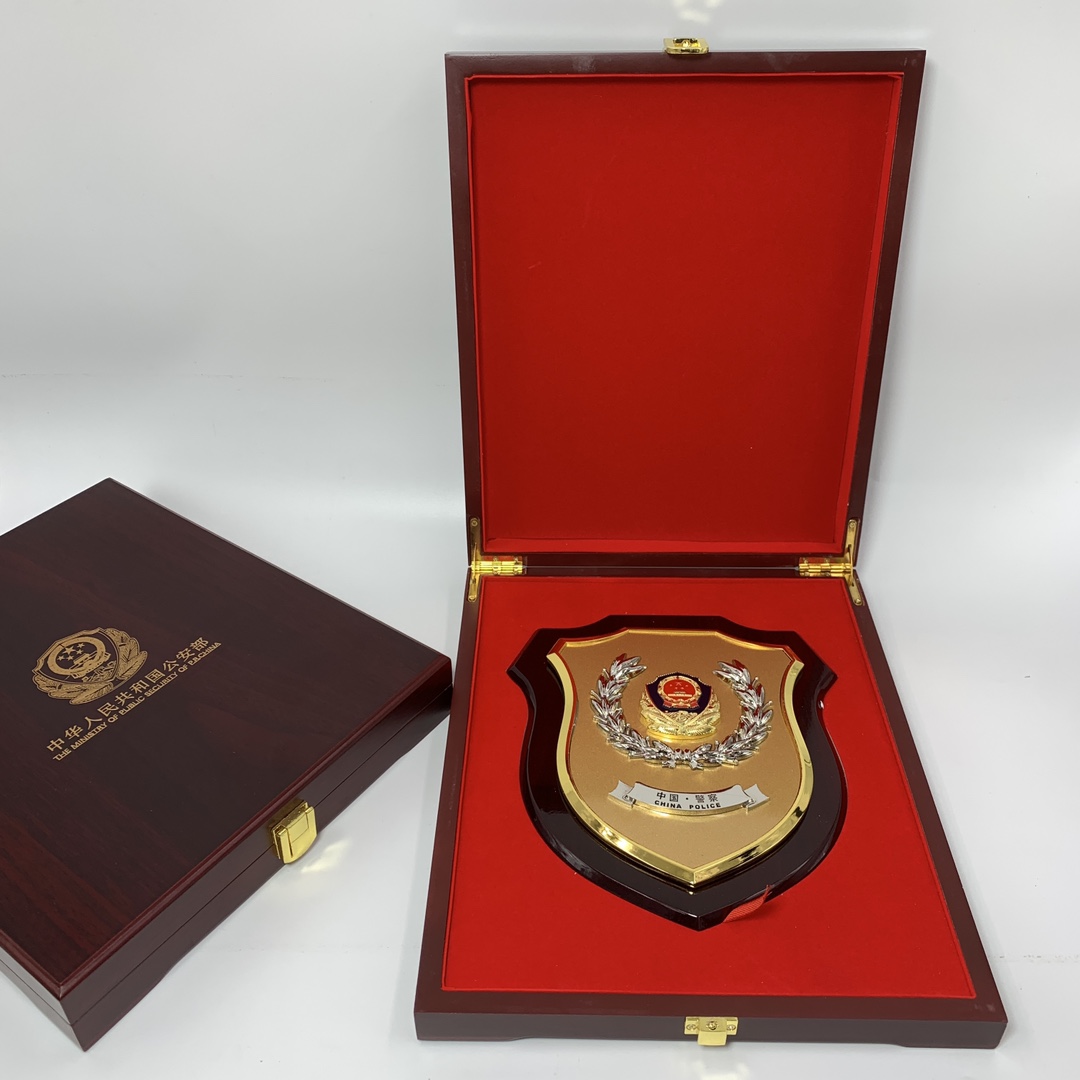 荣休纪念合金实木摆件