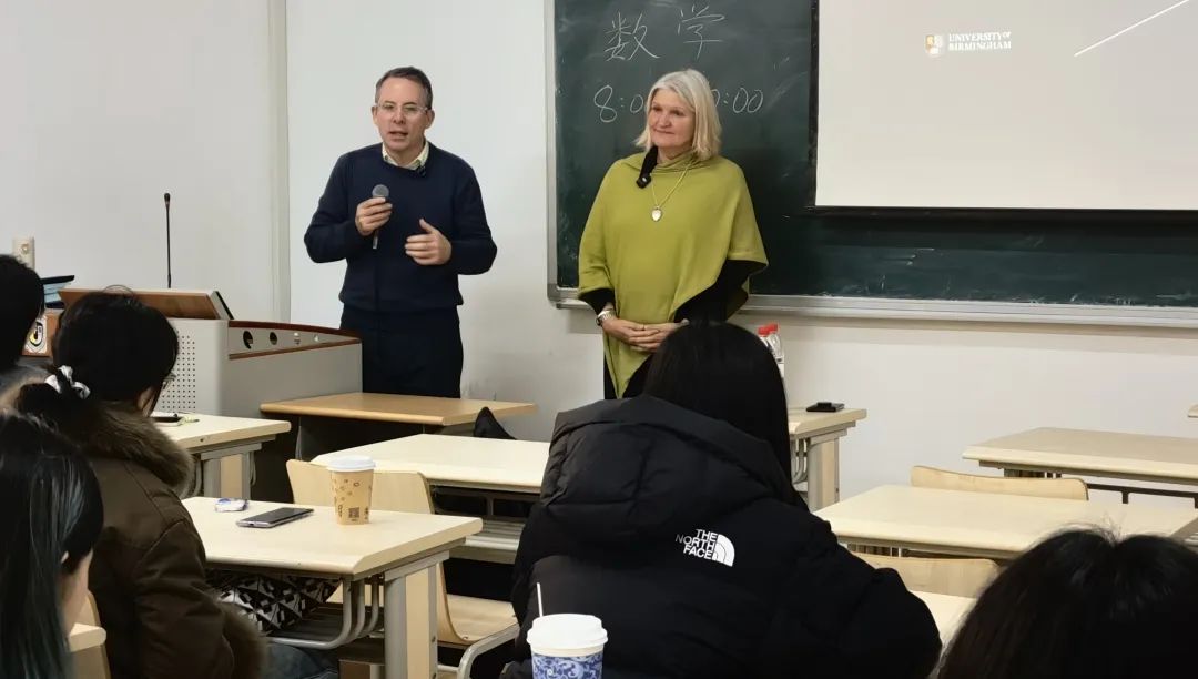 伯明翰大学为北外国际预科人文专业方向的学生做说明会