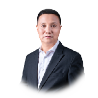 副教授、高校助教、讲师
新道科技股份有限公司CTO
企业管理软件行业的研发实施与咨询工作
曾任IFCA中国区研发总监、、Ninetowns首席架构师、ThoughtWorks高级咨询师
主导设计的课程体系已培养出数千名ERP实施顾问，很多毕业生现已成为用友及其生态伙伴的核心顾问。
已与北京大学、北京理工大学、哈尔滨工业大学联合培养管理软件应用工程专业方向的工硕（专硕）毕业生数百名。