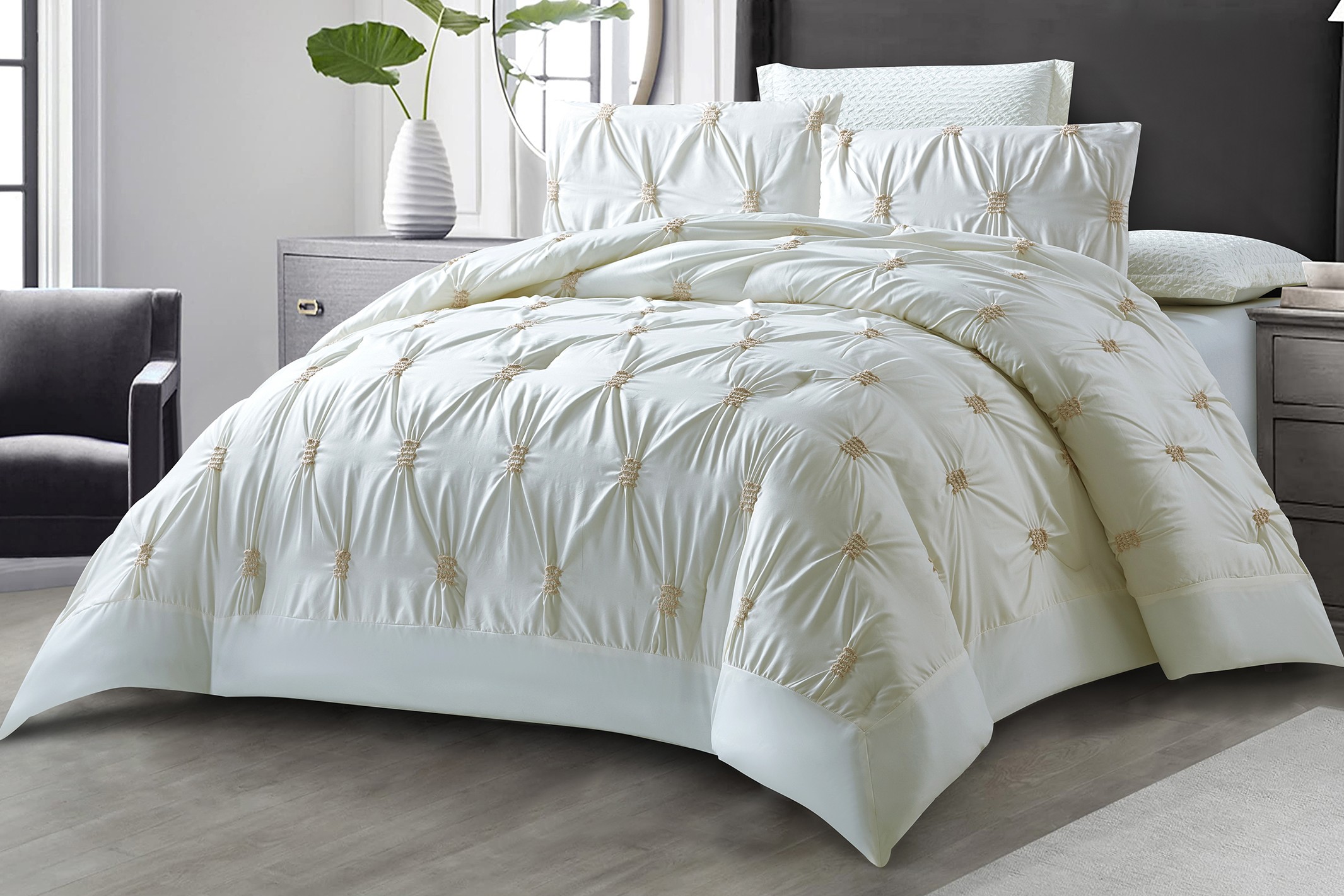 Comforter Sets / Duvet Cover Sets