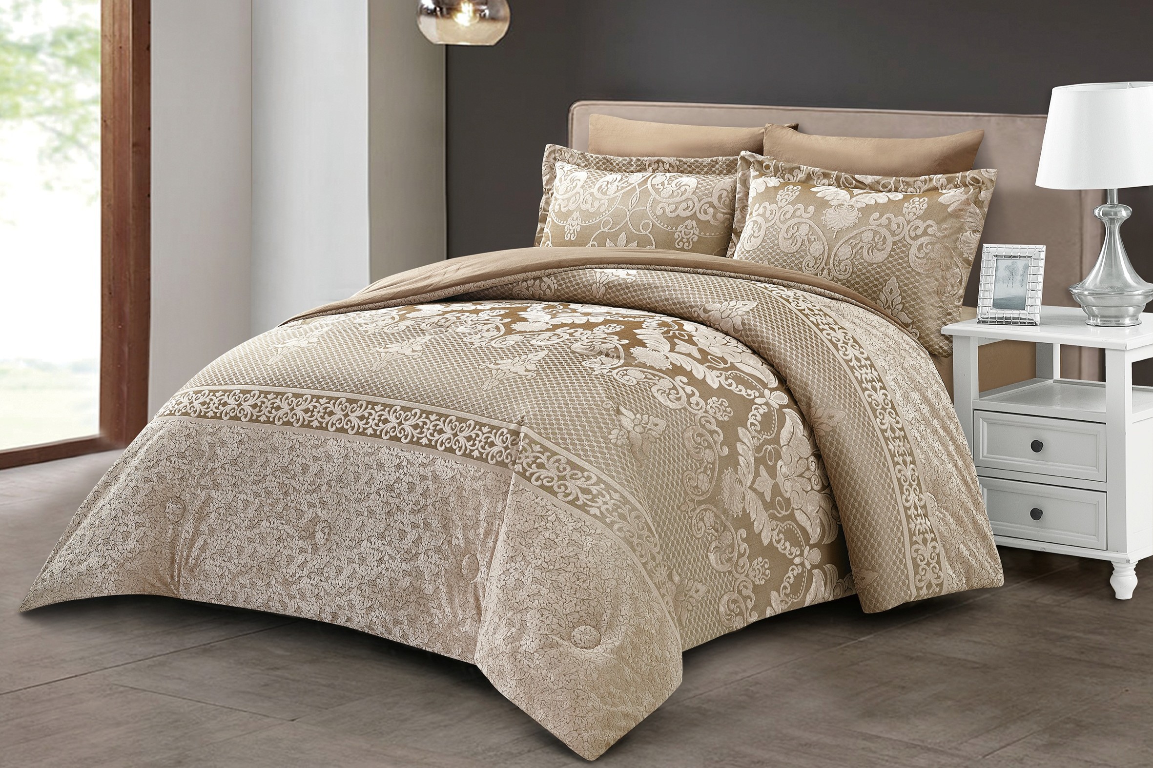 Comforter Sets / Duvet Cover Sets
