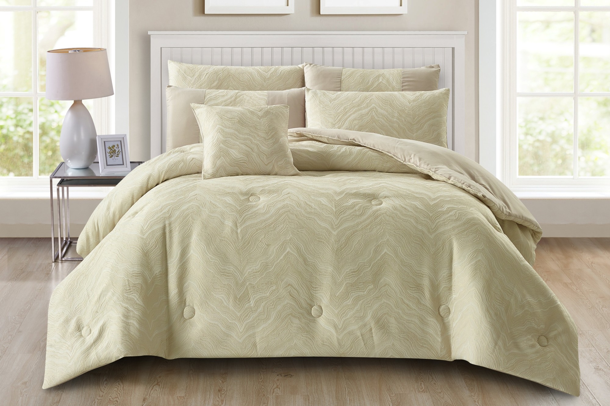 Comforter Sets / Duvet Cover Sets