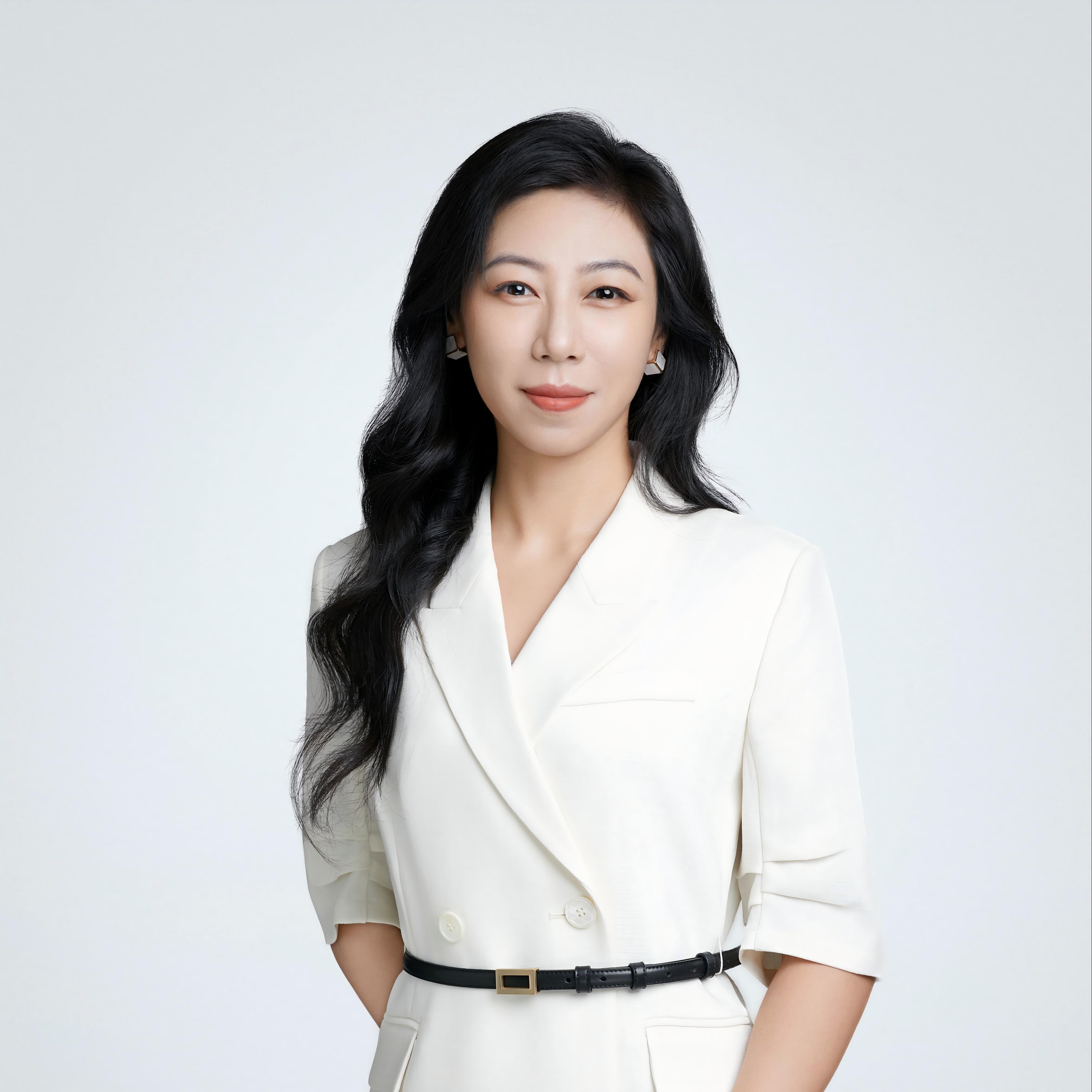 擅长领域：遗产继承纠纷、婚姻家庭纠纷、民商事诉讼、房产纠纷、刑事辩护。