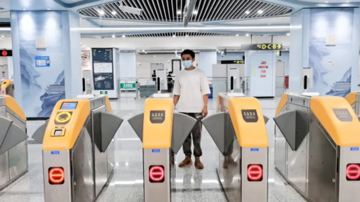 百信华工在地铁智慧票务系统专用计算机产品方案