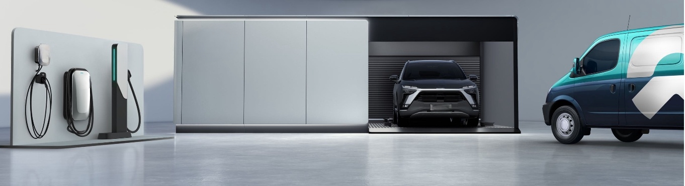 Battery swapping station for passenger cars