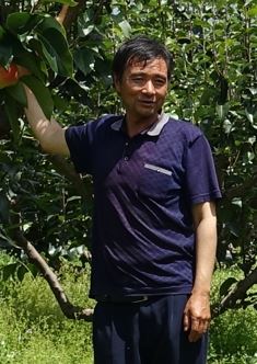 總經(jīng)理，云南省科技特派員，負(fù)責(zé)企業(yè)發(fā)展規(guī)劃和戰(zhàn)略執(zhí)行。