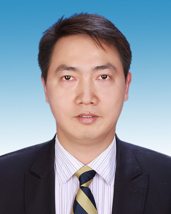 中國農(nóng)業(yè)科學(xué)院鄭州果樹研究所種質(zhì)改良課題組組長、研究員、研究生導(dǎo)師、首批所級育種人才，中國園藝學(xué)會梨分會理事。