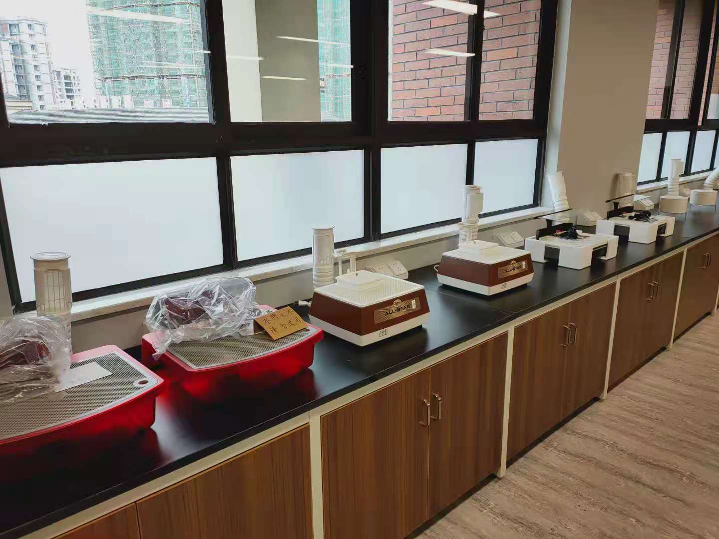 重庆市第八中学玻璃工艺教室