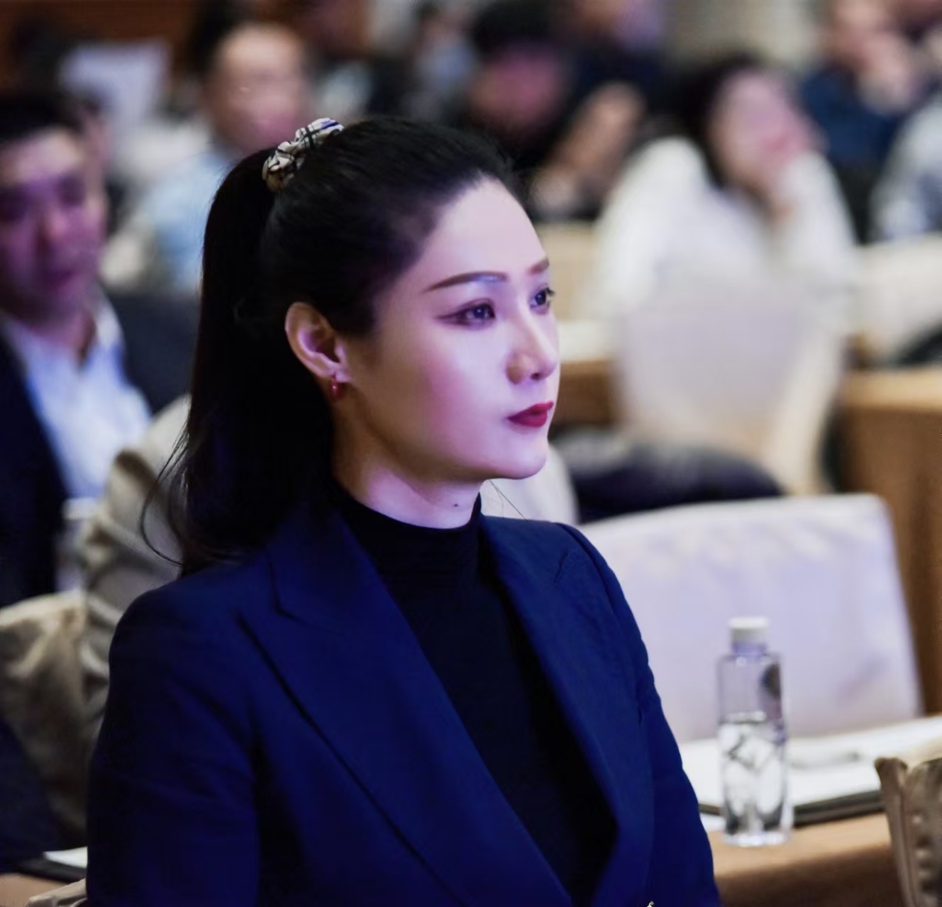 理事 乾海国际  张以萱