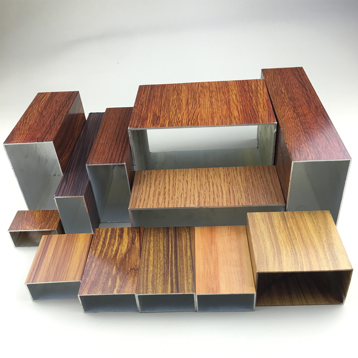 全正铝方管木纹方管装饰方管墙面顶面大楼外墙多用途装饰建材铝方通