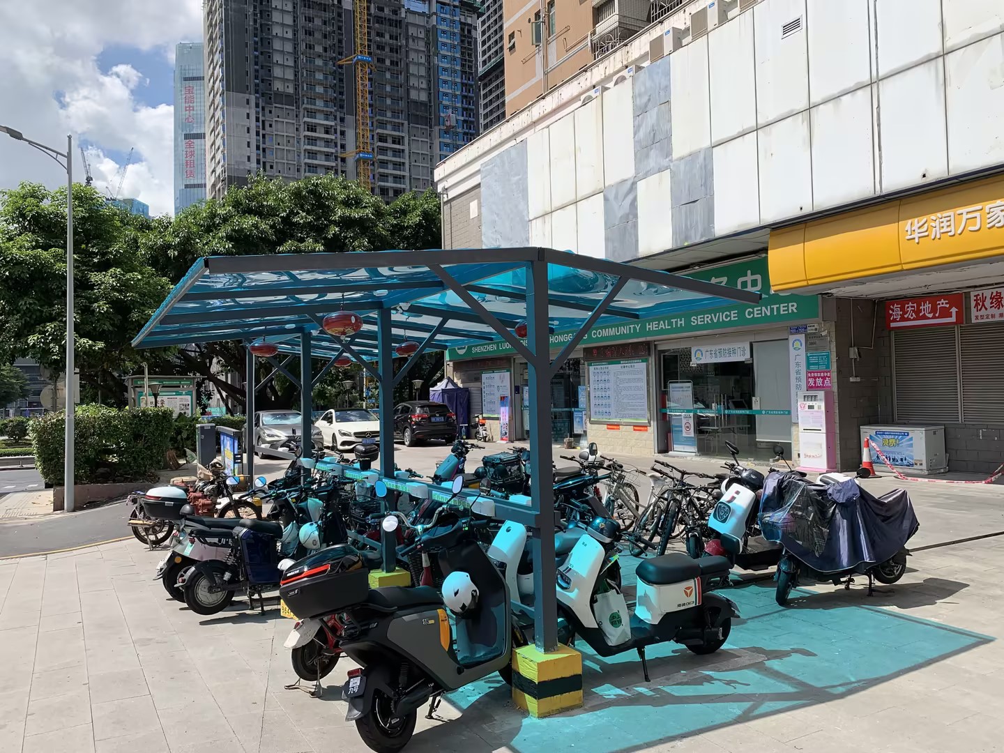 Wisdom two-wheel charging post
