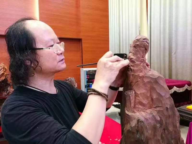 王国华