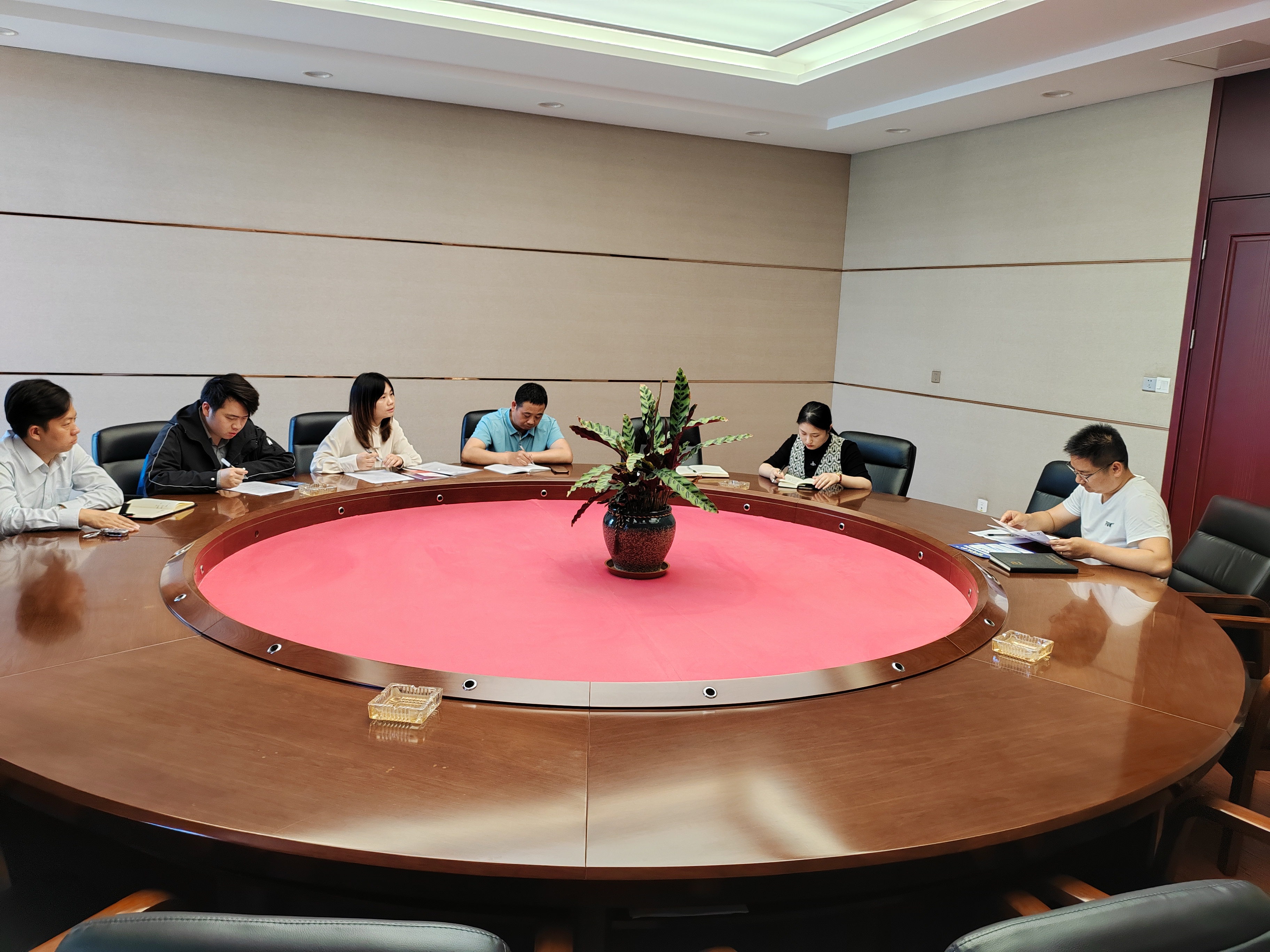 5301f6fa9d59f1e6b8081a1515a3ac1_看图王