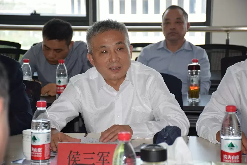 0669daf82eedb6b0_html_d4e37cd5df961331