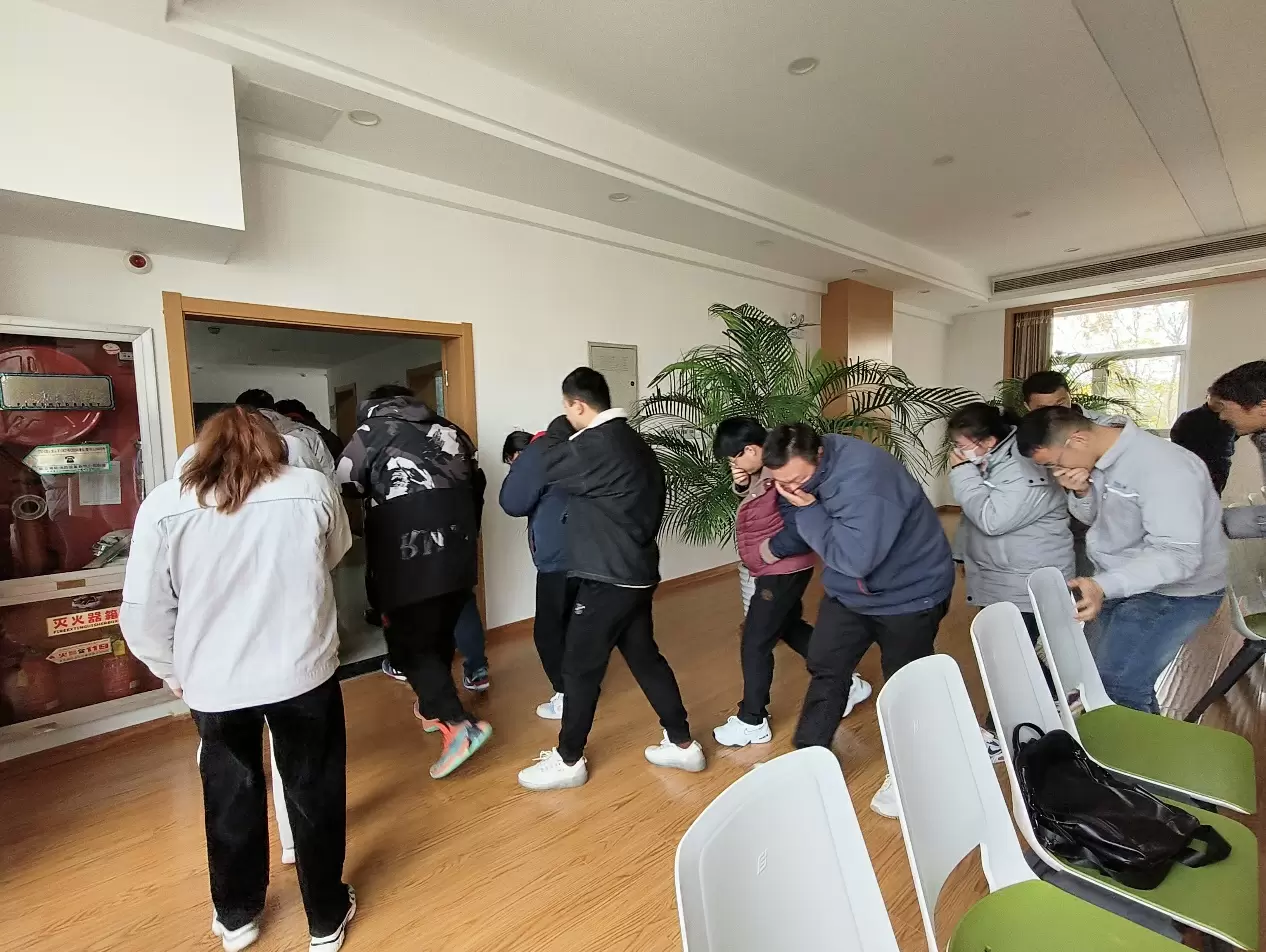 4a68bf3805d3b9e7_html_f954cf4b18d7f9e