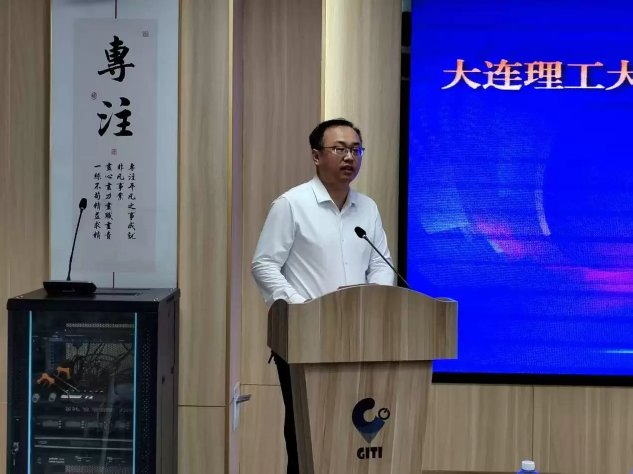 4cd97cdd91736db7_html_82dce14763ce7681