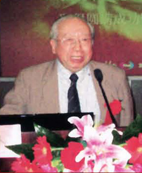 著名人口學家、人民大學 教授 鄔滄萍先生